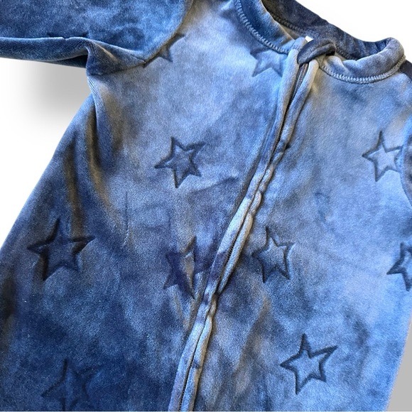 Baby Blue Star Print Onesie - Picture 3 of 5